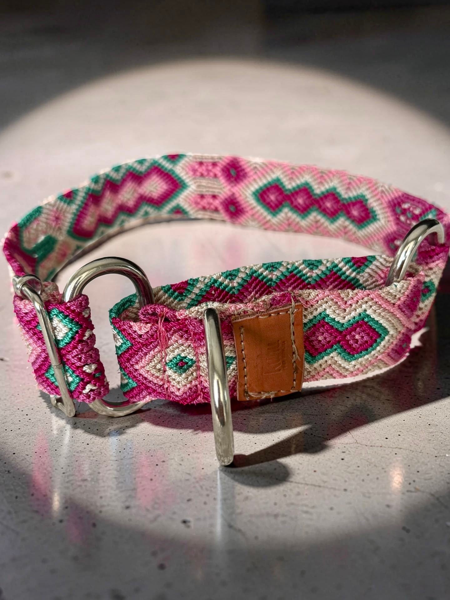 The Palm Martingale Collar