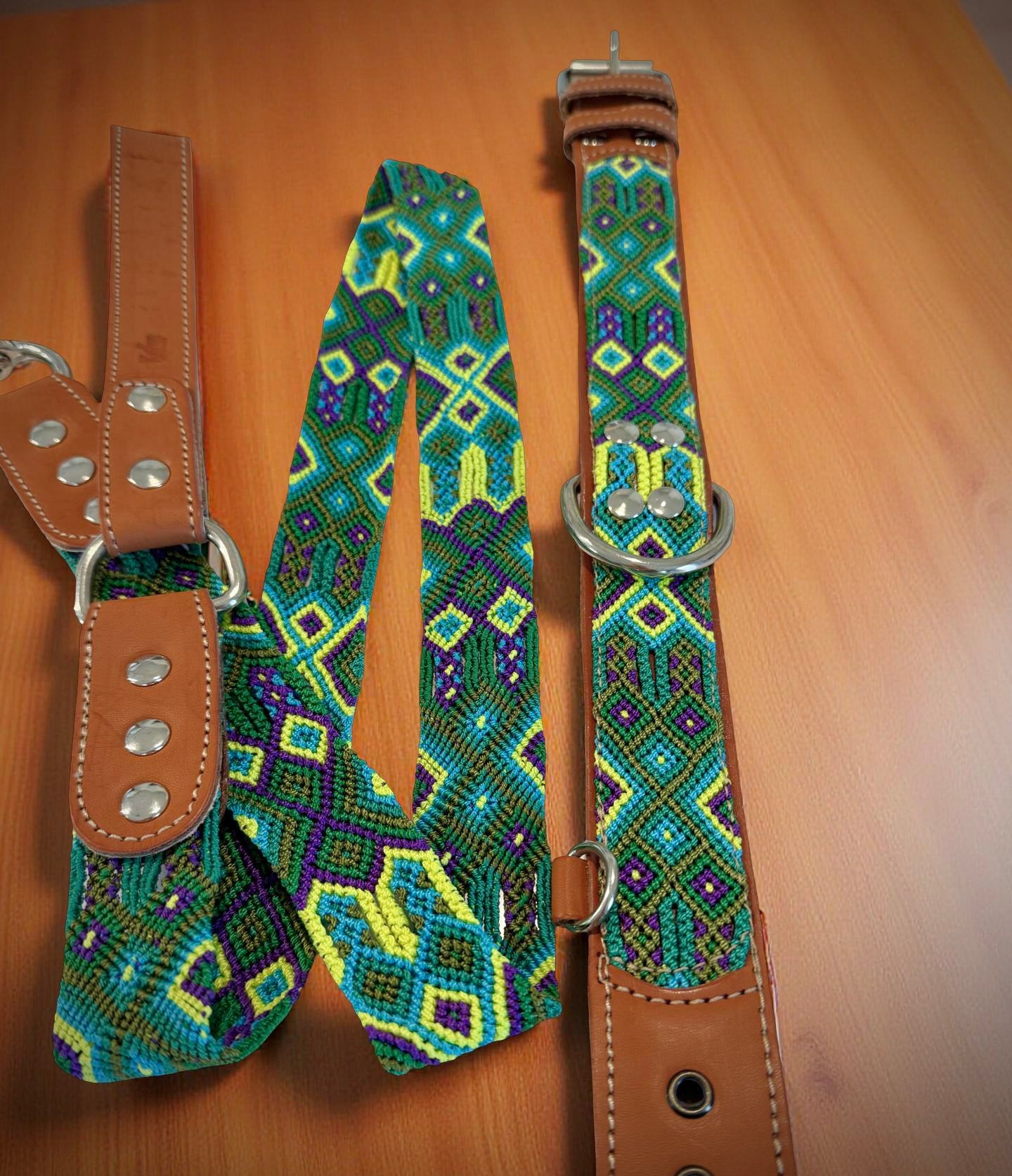 Lahaina Collar