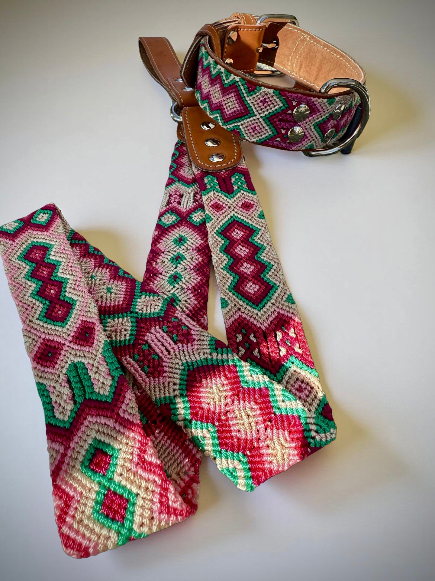 The Palm Collar